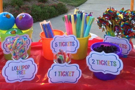 Carnival Prizes outside by Carnival Savers Carnival Birthday Prizes, Dollar Tree Carnival Party, Prize Booth Ideas, Diy Carnival Prize Booth, Carnival Class Party, Easy Diy Carnival Games, Carnival Prize Booth, Carnival Prizes Ideas, Cheap Carnival Games