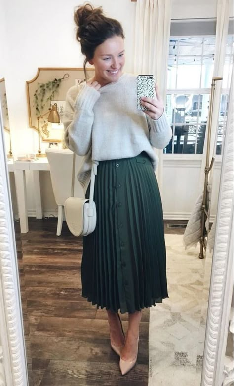 Courtney Toliver, Modest Fall Outfits, Pentecostal Fashion, Winter Bags, Bags Ideas, Modesty Outfits, Modest Outfit, Cute Modest Outfits, Church Outfits