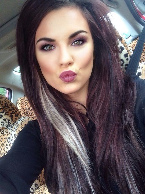 Dark Fall Hair Color Ideas 2023, Dark Hair Color 2023 Trends, Dark Hair 2023 Trends, September 2023 Hair, Casual Date Day Outfit Winter, Fall Hair Color For Brunette, Dark Hair Color Ideas For Brunettes Fall, Dyed Hair 2023 Trends, Fall Hair Ideas 2023