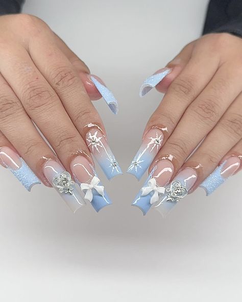 nailsonglo Baby Blue Butterfly, Cinderella Nails, Blue Prom Nails, Blue Christmas Nails, Prom Nails Silver, Quinceanera Nails, Blue And White Nails, Light Blue Nails, Baby Blue Nails