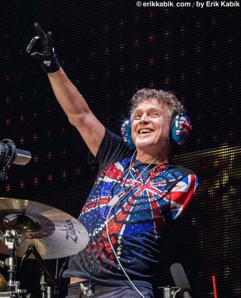 Def Leppard Rick Allen, Rick Allen Def Leppard, Rick Allen 80s, Def Leppard Drummer, Rick Allen Drummer, Jeff Hanneman, Def Leppard Rick Savage, Def Leppard Band, Def Leppard Joe Elliot