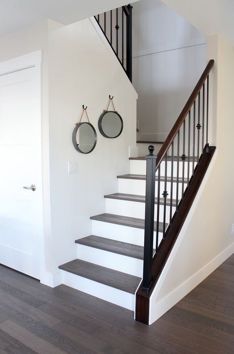 White Stair Risers, Stairs Makeover Design, Diy Stairs Makeover, Stairs Makeover Ideas, Stairs Renovation, Stair Makeover, White Stairs, Hardwood Stairs, Diy Staircase