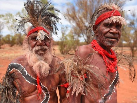 Dna Drawing, Australian Aboriginals, Aboriginal History, Ayers Rock, Aboriginal Culture, First Peoples, Aboriginal People, Out Of Africa, Australian Art