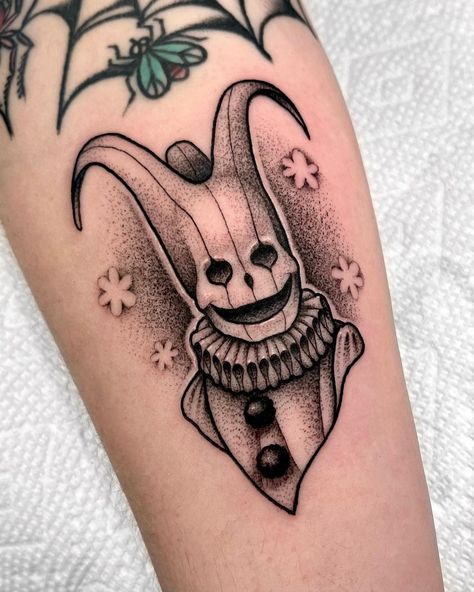 Bad Guy Tattoo Ideas, Black And White Horror Tattoos, Horror Characters Tattoo, Traditional Horror Tattoo, Luna Ghost, Business Tattoo, Halloween Flash, Fake Skin, Movie Tattoos