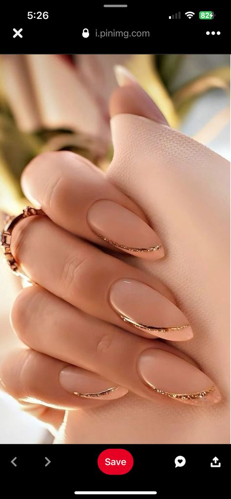 Nude Almond Nails With Gold Design, Gold Lines On Nails, White Nails Gold Tips, White Nails With Gold Lines, Nude And Gold Nail Designs, Almond Nails Gold, Ombre French Nails, Gold French Tip, Nails With Gold