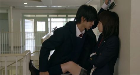 L Dk, Itazura Na Kiss, Nijirô Murakami, Kento Yamazaki, Japanese Movies, Boy Best Friend, Human Poses Reference, Romantic Drama, Japanese Drama