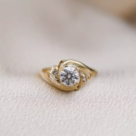 Bypass Engagement Ring, Antique Diamond Engagement Rings, Engagement Ring Designs, Crossover Ring, Engagement Ring Inspiration, Cute Engagement Rings, Future Engagement Rings, Engagement Inspo, Mohs Scale