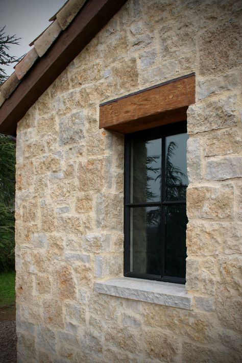 Stone House Windows Exterior, Stone House Windows, Ashlar Stone Exterior, Stone Fireplace Facade, Stone Window Sill Exterior, Natural Stone Veneer Exterior, Stone Walls Exterior, Stack Stone Exterior House, Stone Wall Exterior House