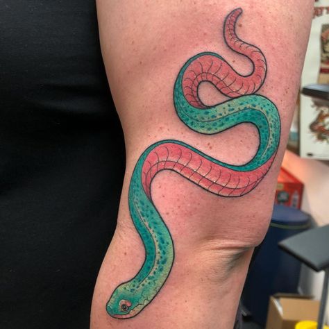 Blue Snake Tattoo, Hai Tattoo, Snake Tattoo Meaning, Snake Images, Serpent Tattoo, Snake Tattoo Design, Muster Tattoos, Blue Snake, Blue Tattoo