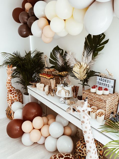 Safari Birthday Party Table Decorations, Neutral Jungle Birthday Party, Wild One Birthday Party Table Decor, Boho Jungle Birthday Party, Wild Free And Three Birthday, Minimal Safari Birthday Party, You Wild And Three Birthday, Safari Third Birthday Party, You G Wild And Three Birthday