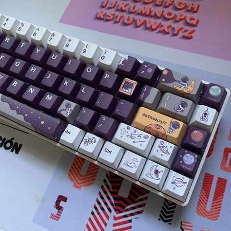 Modded Keyboards, Purple Mechanical Keyboard, Custom Keyboard Aesthetic, Keycaps Aesthetic, Purple Keycaps, Custom Keyboard Keycaps, Customized Keyboard, Custom Keyboards, Keyboard Caps