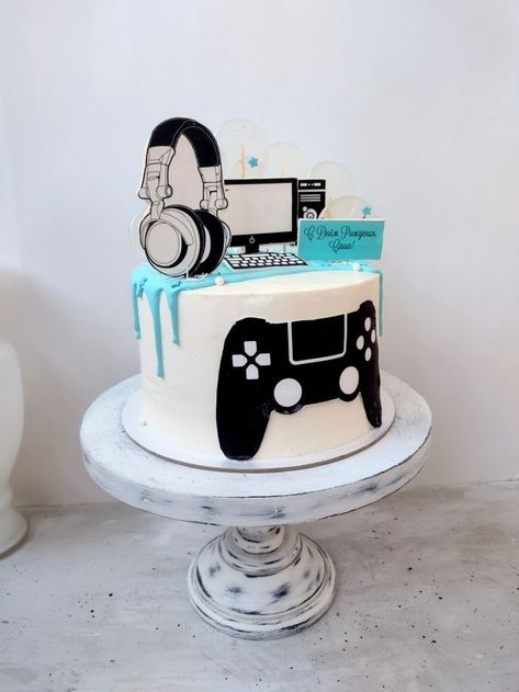 Game Cake Ideas, Gamer Birthday Cake, Video Game Cake, Cakes For Teenagers, Playstation Cake, Game Cake, Cake Designs For Boy, Cake Design For Men, Video Game Cakes