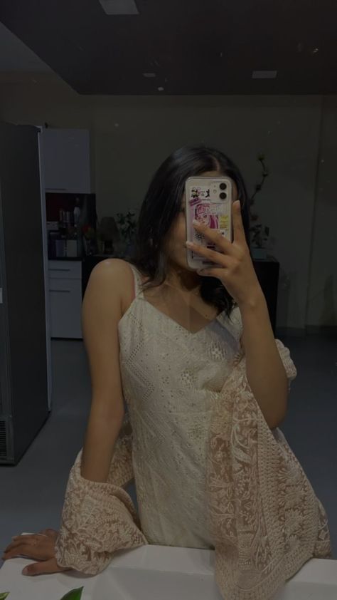 " Mai aapke feelings ki respect karti hu but mai iss rishte ko aage n… #romance #Romance #amreading #books #wattpad Dark Traditional Aesthetic, Kurti Designs Latest Aesthetic, Indian Traditional Mirror Selfie, Traditional Pfp Aesthetic, Pink Kurti Outfit Aesthetic, Mirror Selfie Traditional Dress, Mirror Selfie In Traditional, Desi Mirror Selfie Aesthetic, Kurti Mirror Selfie