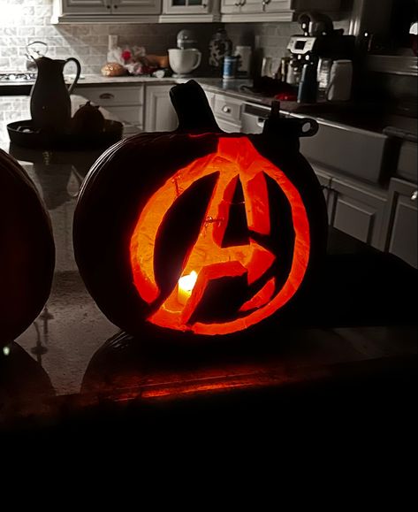 #avengers #pumpkin #pumpkincarvingideas #halloween #marvel #marvelavengers Marvel Pumpkin Ideas, Avenger Pumpkin Carving, Carved Pumpkins Disney, Easy Pumpkin Designs Carving, Easy Harry Potter Pumpkin Carving Ideas, Pacman Pumpkin Carving, Pumpkin Carving Ideas Movies, Pumpkin Painting Ideas Marvel, Pumpkin Carving Ideas Stranger Things