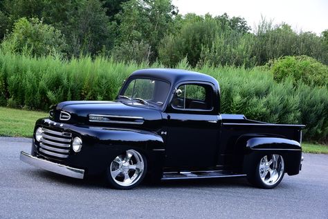 1950 Ford Pickup, 1948 Ford Truck, 1949 Ford, Ford Pick Up, Hot Rod Pickup, Ford F1, Ford Ranger Truck, Old Ford Trucks, Built Ford Tough