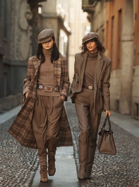 Ralph Lauren Campaign, Belt Ideas, Countryside Fashion, Ralph Lauren Looks, Ralph Lauren Fall, Scottish Fashion, Ralph Lauren Style, Vogue Australia, Ralph Lauren Collection