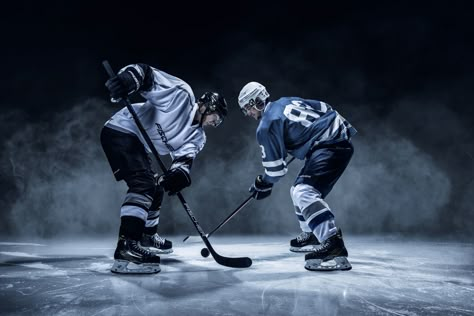 Ice Hockey Photography, Hockey Portraits, Hockey Team Photos, Hockey Senior Pictures, Hockey Photography, Sport Painting, Softball Photos, Sports Photoshoot, Helena Hunting