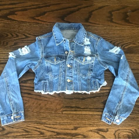 New Shein Denim Jacket With Destructed Details As Pictured, Size S Runs Small Best For Xs Or Teens, Super Cute! ___________ Light Wash Cropped Fits With Skirts, Collage Jacket, Oversized Black Denim Jacket, Cute Denim Jacket, Crop Denim Jacket, Shein Jackets, Girly Fits, Crop Top Jacket, Black Jean Jacket