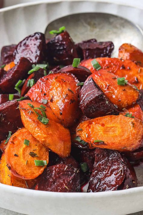 Roasted Beets and Carrots Whole 30 Beet Recipes, Best Roasted Beets Recipe, Best Roasted Beets, Beet Recipes Roasted, Dinner With Beets, Roasted Red Beets, Roasted Carrots And Beets Oven, Cooking With Beets, Beets And Carrots Roasted