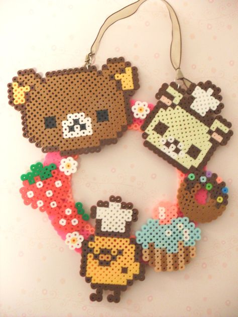 Rilakkuma wreath Kandi Perler, Perler Creations, Pearl Beads Pattern, Diy Perler Bead Crafts, Perler Crafts, Hama Bead, Wall Wreath, Hama Beads Patterns, Diy Perler Beads