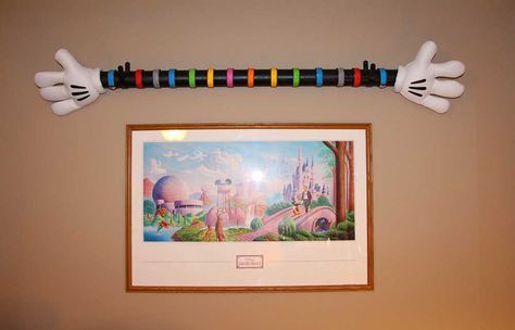 Wondering what to do with all your Disney MagicBands?  I LOVE this DIY Mickey Hand MagicBand Wall Display! Mickey Mouse Hands, Hand Magic, Pics Of People, Disney Office, Hand Display, Disney Room, Disney Magic Bands, Disney Board, Disney Rooms