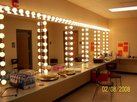 Back Stage Dressing Room, Pageant Room, Makeup Academy Interior, Celebrity Dressing Room, Cheer Room, Makeup Room Design, Dream Dressing Room, Nail Salon Interior Design, Nail Salon Interior