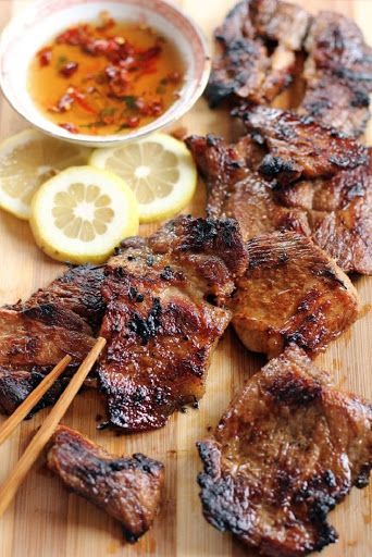 Lemongrass Pork, Vietnamese Grilled Pork, Vietnamese Style, Vietnamese Cuisine, Beef Recipes Easy, Grilled Pork, Pork Dishes, Vietnamese Recipes, Asian Cooking