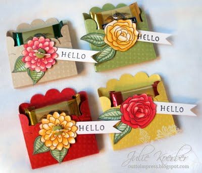 Great tutorial by Julie Koerber for these very sweet candy gift pockets!  Wouldn't they be great to put a person's name on each ( instead of 'Hello') and use them as place cards for a dinner table or tea party table, etc.??? Treat Holders, Candy Crafts, Candy Holder, Treat Holder, Candy Gifts, Gift Card Holder, Paper Projects, Name Tags, Small Boxes