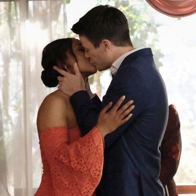 Barry Allen And Iris West, Barry And Iris, Barry Iris, Flash Funny, Iris West Allen, Flash Barry Allen, The Flash Grant Gustin, Candice Patton, Iris West