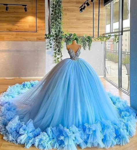 Sparkly Quinceanera Dresses, Ball Gown Blue, Puffy Prom Dresses, Long Ball Gown, Dress For Weddings, Red Quinceanera Dresses, Gown Blue, Pretty Quinceanera Dresses, Tulle Dresses