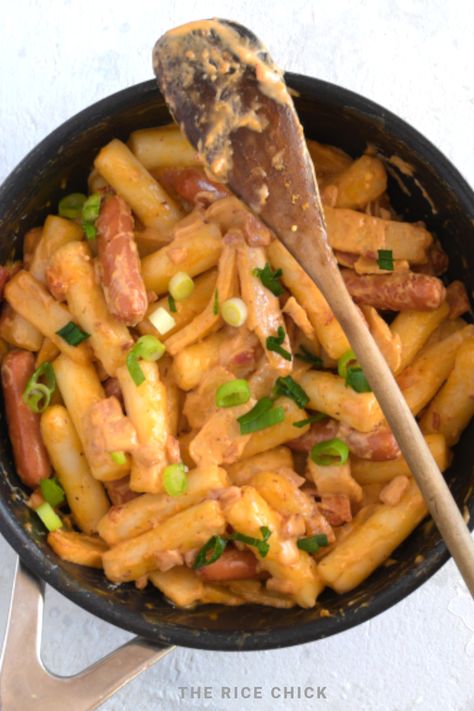 Rose Tteokbokki - The Rice Chick Sausage Tteokbokki, Frankfurter Sausage, Rose Tteokbokki, Korean Tteokbokki, Delicious Rice Recipes, Tteokbokki Recipe, Recipes With Rice, Healthy Rice Recipes, Rice Cake Recipes