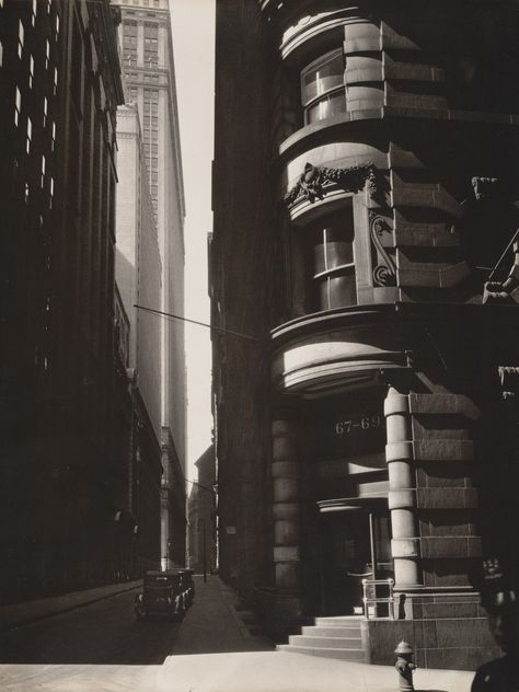 Eugene Atget, Berenice Abbott, Matting Pictures, City Scape, History Of Photography, Lower Manhattan, Greenwich Village, Man Ray, Vintage New York