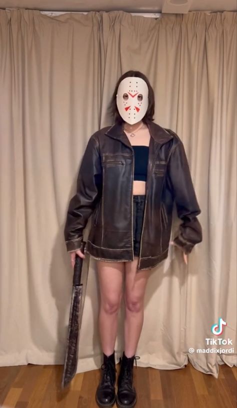 Female Leatherface Costume, Friday 13 Costume Women, Slashers Costumes, Jason Voorhees Womens Costume, Jason Diy Costume, Jason Female Costume, Cute Jason Costume, Insidious Costume, Grungy Halloween Costumes