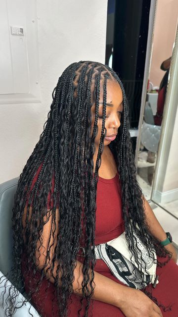 Knotless With Boho Curls, Bohemian Human Hair Knotless Braids, Small Knotless Braids Human Hair, Smedium Boho Braids Black Women, Bohmenian Knotless, Medium Bohemian Knotless Braids Waist Length, Smeduiem Bohemian Knotless, Small Boho Box Braids Black Women, Small Knotless Braids Bohemian