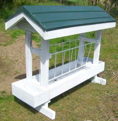 Goat feeder Diy Goat Hay Feeder, Goat Hay Feeder, Goat Feeder, Goat Playground, Goat Shelter, Horse Hay, Goat House, Feeding Goats, Goat Care