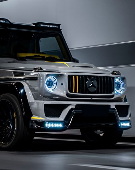 Gwagon Mercedes Wallpaper, G Wagon Amg G63, Auto Jeep, مرسيدس بنز, Dream Cars Mercedes, Mercedes G Wagon, Cool Car Pictures, Benz G, Mercedes Benz Cars