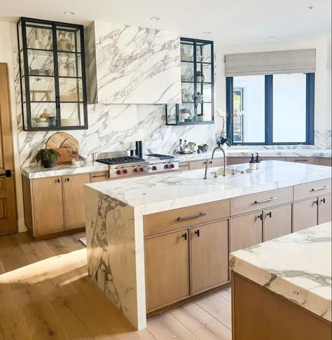 Stone And Marble Kitchen, Marble Hoods In Kitchen, Marble Cabinets Kitchen, Marble Kitchen Hood, Marble Kitchen Island Modern, Marble Range Hood, Marble Kitchens, Kitchen Hood Design, Marble Kitchen Island