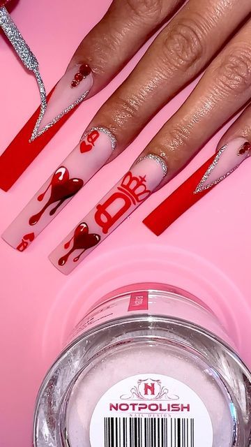 King And Queen Acrylic Nails, Red Queen Nail Designs, King Nails Design, King Queen Nails, King And Queen Nail Designs, King Of Hearts Nails, King And Queen Nails, Queen Of Hearts Nails Acrylic, Red Queen Nails