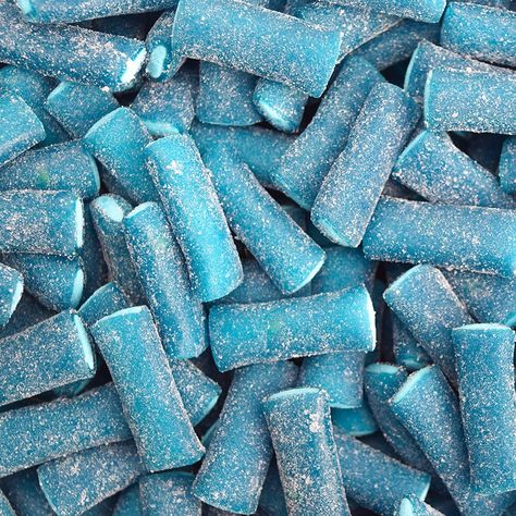 Blue Jolly Ranchers Aesthetic, Blue Food Aethstetic, Blue Food Astetic, Blue Lollipop Aesthetic, Blue Foods, Blue Candy Aesthetic, Blue Sweets, Blue Snacks, Candy Photography