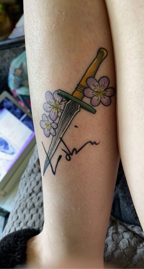 Small Loki Tattoo, Loki Tattoo Design, Detective Loki Tattoos, Thor And Loki Sibling Tattoo, Loki Inspired Tattoo, Loki Laufeyson Tattoo Ideas, Loki Tattoo Ideas, Loki Tattoo, Loki Laufeyson