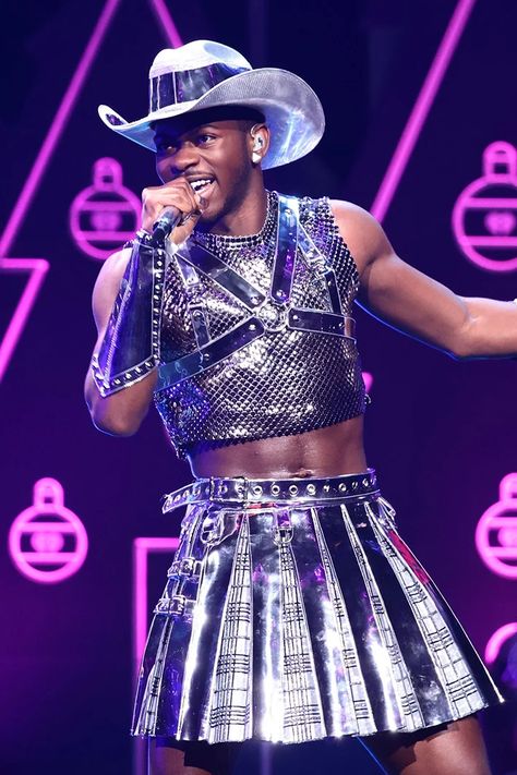 Lil Nas X on Wearing Skirts on Tour Lil Nas X Outfit, Fashion Major, Masc Fashion, Younger Self, Gay Outfit, Concert Aesthetic, Queer Fashion, Popsugar Fashion, Weird Fashion