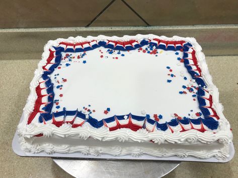 Patriotic Sheet Cake, 4th Of July Sheet Cake, Patriotic Cake Ideas, Patriotic Cakes, Holiday Cake Designs, Delish Cakes, Patriotic Cake, Cakes Decor, Patriotic Centerpieces