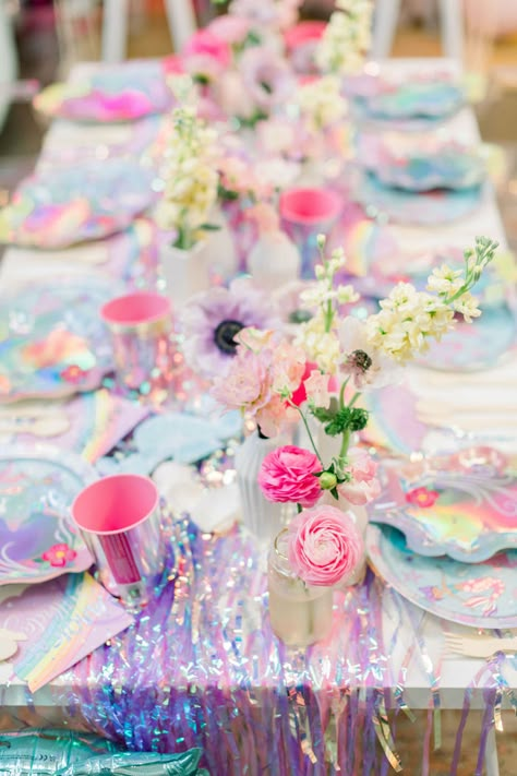 Outside Unicorn Party Ideas, Unicorn Mermaid Party Ideas, Unicorn Water Birthday Party, Unicorn Bowling Birthday Party, Unicorn Garden Party Ideas, Unicorn Birthday Table Decor, Caticorn Mermaid Birthday Party, Party Tables Set Up, Unicorn Mermaid Princess Party