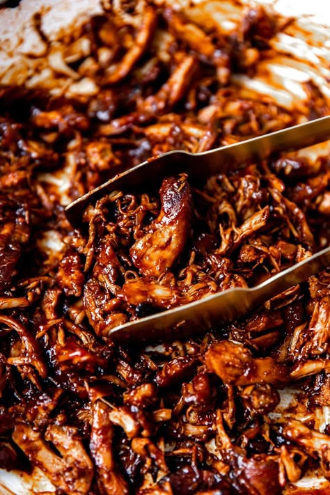 Stove Top Barbecue Chicken, Shredded Bbq Chicken Stovetop, Shredded Bbq Chicken Oven, Shredded Barbecue Chicken Recipes, Bbq Chicken Stovetop Easy, Pulled Bbq Chicken Stovetop, Bbq Pulled Chicken Oven, Bbq Shredded Chicken Sandwiches, Bbq Chicken Stovetop