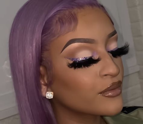 Sweet 16 Makeup Ideas Purple, Soft Glam Makeup With Glitter, Purple Glitter Eyeliner, Light Purple Prom Makeup Looks, Silver And Purple Makeup Looks, Prom Makeup Purple And Silver, Purple Birthday Makeup, Purple Soft Glam Makeup, Soft Glam With Glitter