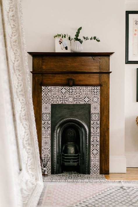 Edwardian Fireplace Ideas, Small Fireplace Decor, Edwardian Bedroom Ideas, Hallway Fireplace, Victorian Fireplace Ideas, Victorian Bedroom Fireplace, Indoor Fireplace Ideas, Edwardian Bedroom, French Connection Home