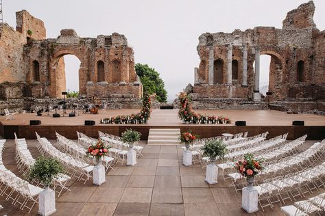 Sicily Italy Aesthetic, Wedding In Sicily, Sicilian Wedding, Ancient Greek Theatre, Greek Theatre, Sicily Wedding, Theatre Wedding, Pre Wedding Party, Weddings By Color