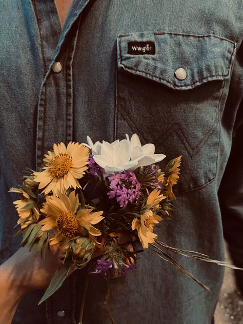 Country Flower Aesthetic, Rustic Romance Aesthetic, Cowboy Lovers Aesthetic, Ranch Romance Aesthetic, Cowboy Husband Aesthetic, Crossroads Devney Perry Aesthetic, Country Music Star Aesthetic, Faceless Cowboy Aesthetic, Rancher Aesthetic Man