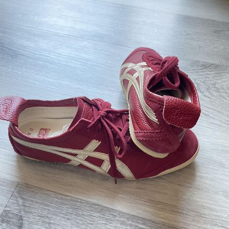 Onitsuka Tiger Nippon Made Sneakers Haven’t seen... - Depop How To Style Orange Shoes, Tiger Sneakers Onitsuka, Red Onitsuka Tiger, Pink Onitsuka Tiger, Onitsuka Tiger Shoes Outfit, Onitsuka Shoes, Onitsuka Tiger Women Outfit, Onitsuka Tigers, Tiger Shoes