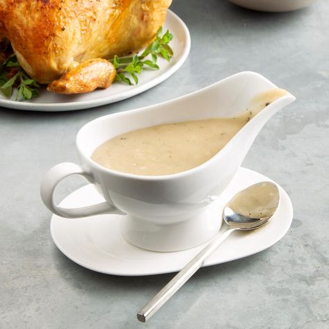 Chicken Gravy Horseradish Mustard Recipe, Turkey Gravy Recipe Easy, Easy Brown Gravy, Horseradish Mustard, Turkey Gravy Easy, Corned Beef Recipe, Making Turkey Gravy, Chicken Gravy Recipe, Thanksgiving Gravy